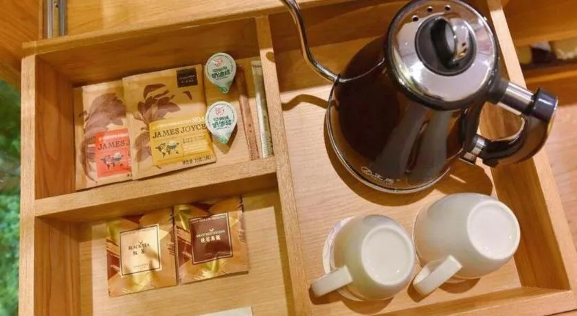 James Joyce Coffetel Beijing South Station Guang'anmen You'an Hospital