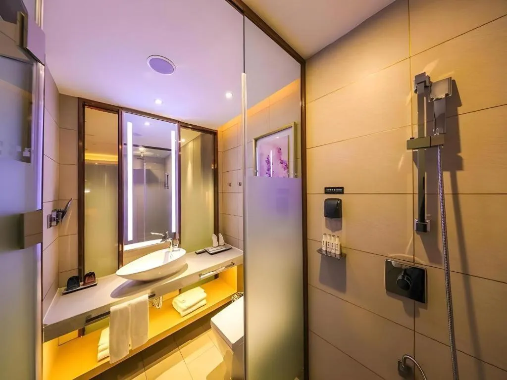 Lavande Hotel·Yichun Wanda, High Speed Railway Station