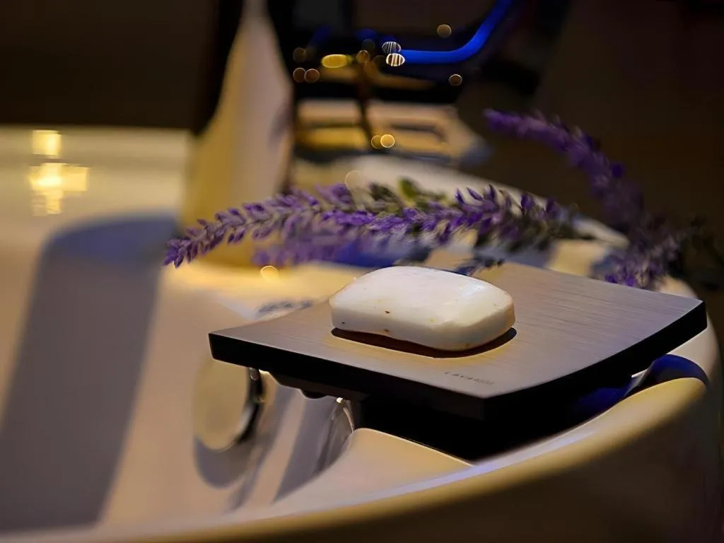 Lavande Hotel·Yichun Wanda, High Speed Railway Station