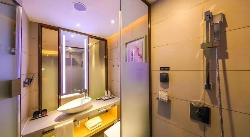 Lavande Hotel·Yichun Wanda, High Speed Railway Station