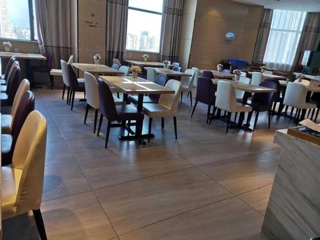 Lavande Hotel·Yichun Wanda, High Speed Railway Station