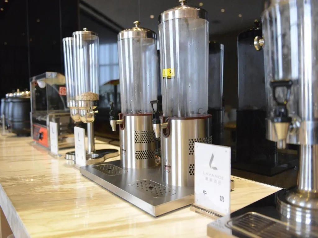 Lavande Hotel·Yichun Wanda, High Speed Railway Station