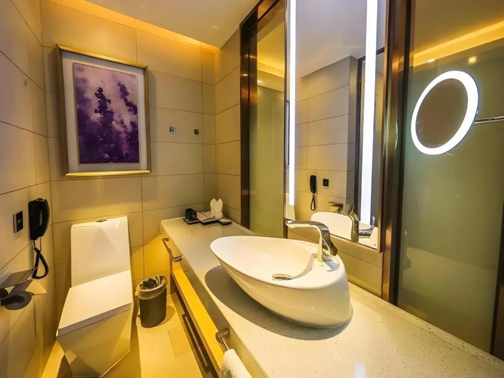 Lavande Hotel·Yichun Wanda, High Speed Railway Station