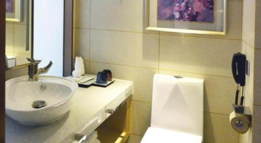 Lavande Hotel·Yichun Wanda, High Speed Railway Station