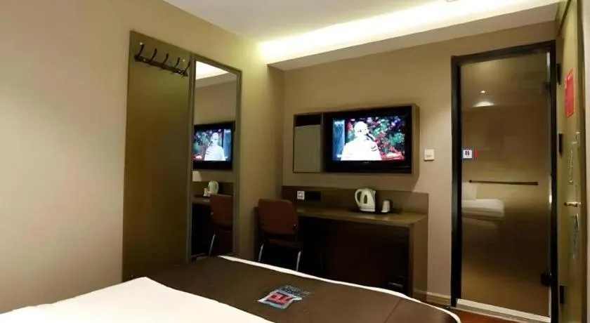Bed in PAI Hotel·Changchun Jilin DaLu