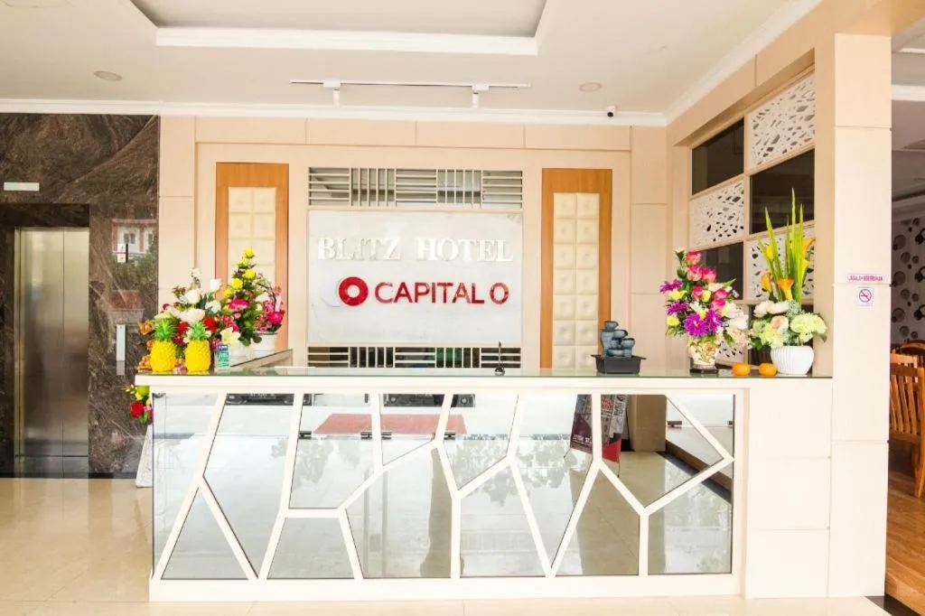 Capital O 1432 Blitz Hotel