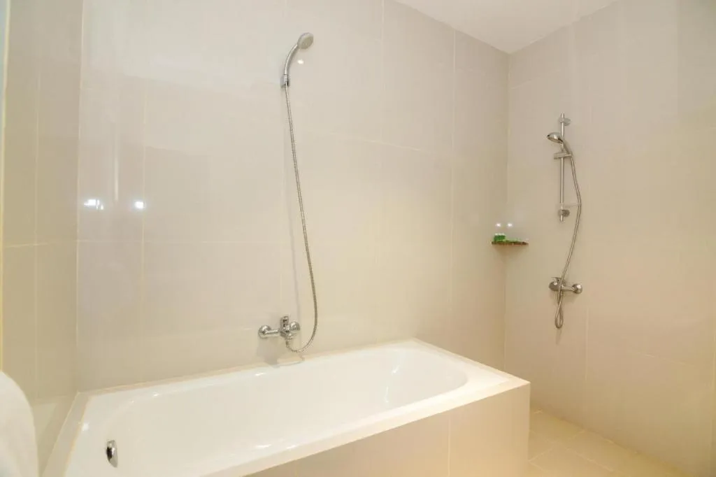 Capital O 1432 Blitz Hotel