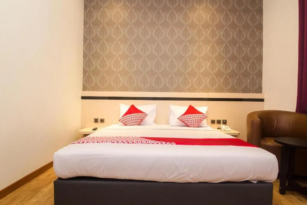 Bed in Capital O 1432 Blitz Hotel