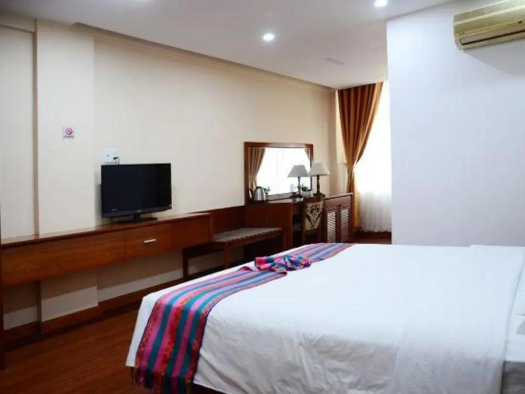 Bed in Dong Nai Hotel