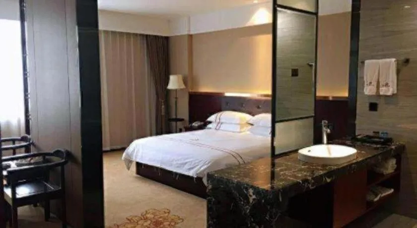 Bed in Vienna Classic Hotel Fujian Nanjing