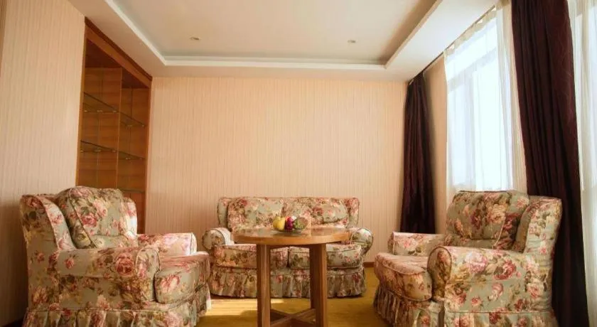 Vienna Hotel Tongliao Ke'erqin