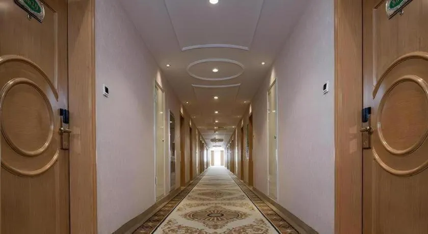 Vienna Hotel Inner Mongolia Hohhot Railway Station Gongzhufu Metro Station