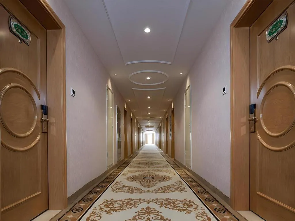 Vienna Hotel Inner Mongolia Hohhot Railway Station Gongzhufu Metro Station