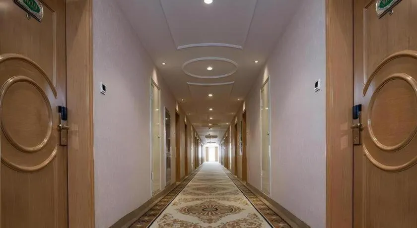 Vienna Hotel Inner Mongolia Hohhot Railway Station Gongzhufu Metro Station