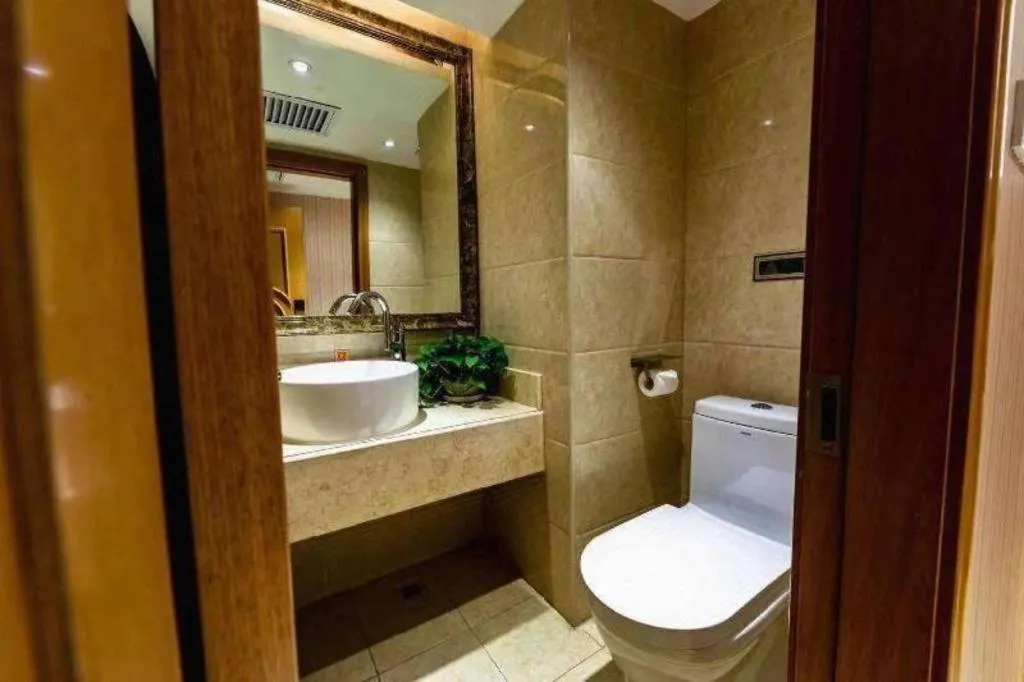 Vienna Hotel Inner Mongolia Hohhot Railway Station Gongzhufu Metro Station