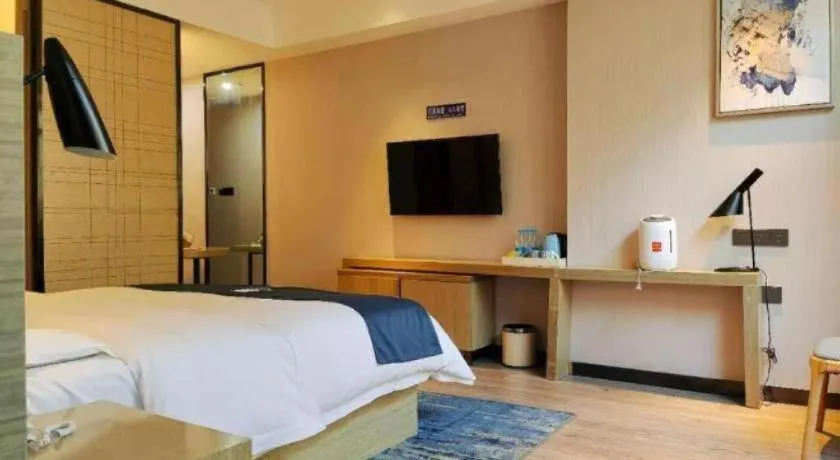 Bed in Echarm Hotel Lhasa Potala Palace