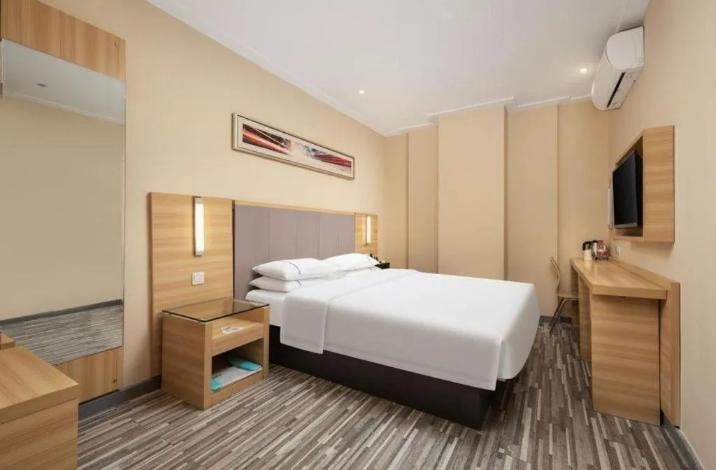 Bed in City Comfort Inn Wuhan Xudong Xiaoping Hubei University