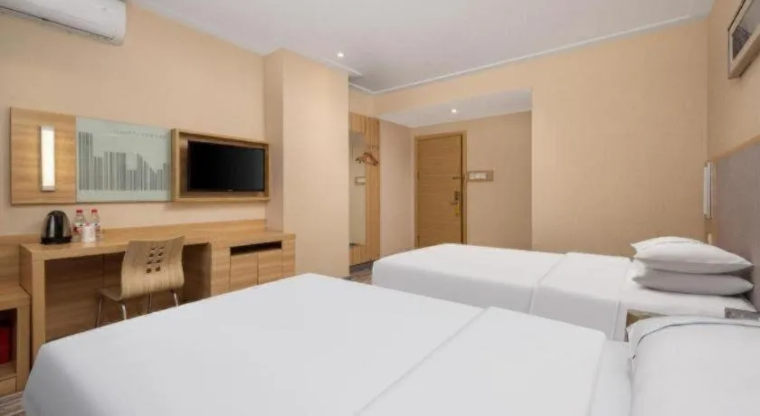 Bed in City Comfort Inn Wuhan Xudong Xiaoping Hubei University