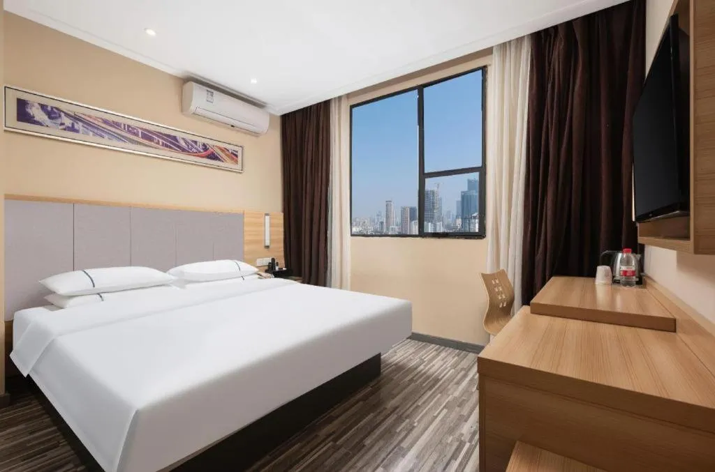 Bed in City Comfort Inn Wuhan Xudong Xiaoping Hubei University
