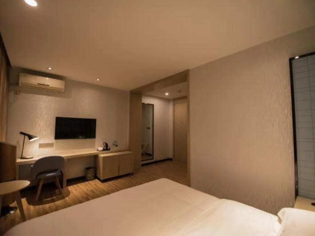 Bed in Borrman Hotel Hefei Guogou Plaza Sanli'an Metro Station