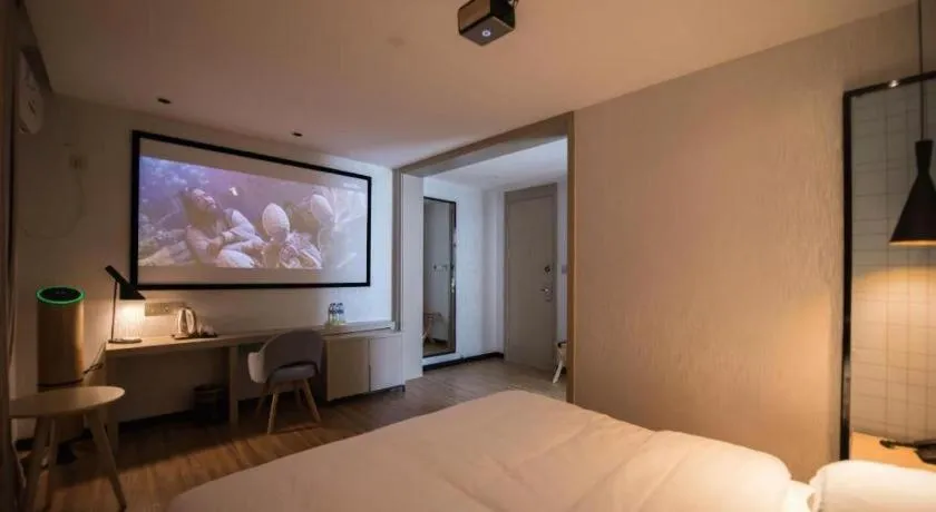 Bed in Borrman Hotel Hefei Guogou Plaza Sanli'an Metro Station