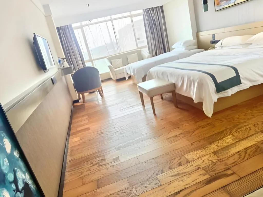 Bed in City Comfort Inn Guangzhou Panyu Qiaonan Aoyuan Plaza