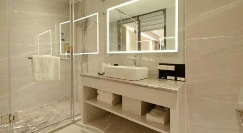 Borrman Hotel Guiyang Guanshanhu International Conference Center Metro Station