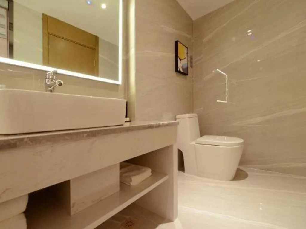 Borrman Hotel Guiyang Guanshanhu International Conference Center Metro Station