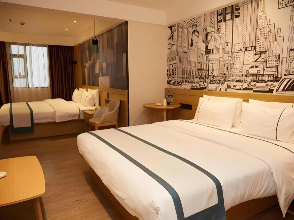 Bed in City Comfort Inn Guangzhou Shisanhang Shangxiajiu Pedestrian Street 1st Branch