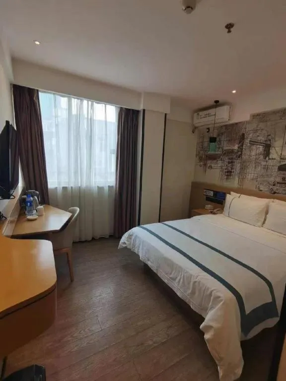 Bed in City Comfort Inn Guangzhou Shisanhang Shangxiajiu Pedestrian Street 1st Branch