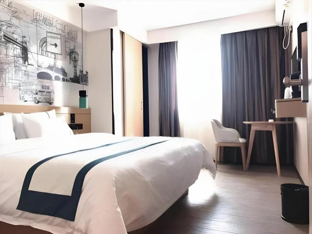 Bed in City Comfort Inn Guangzhou Shisanhang Shangxiajiu Pedestrian Street 1st Branch