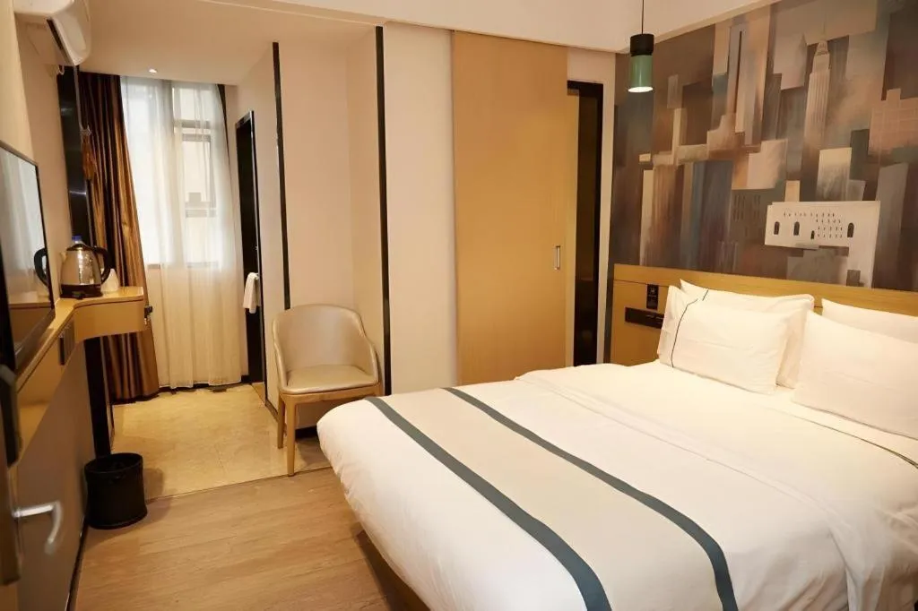 Bed in City Comfort Inn Guangzhou Shisanhang Shangxiajiu Pedestrian Street 1st Branch