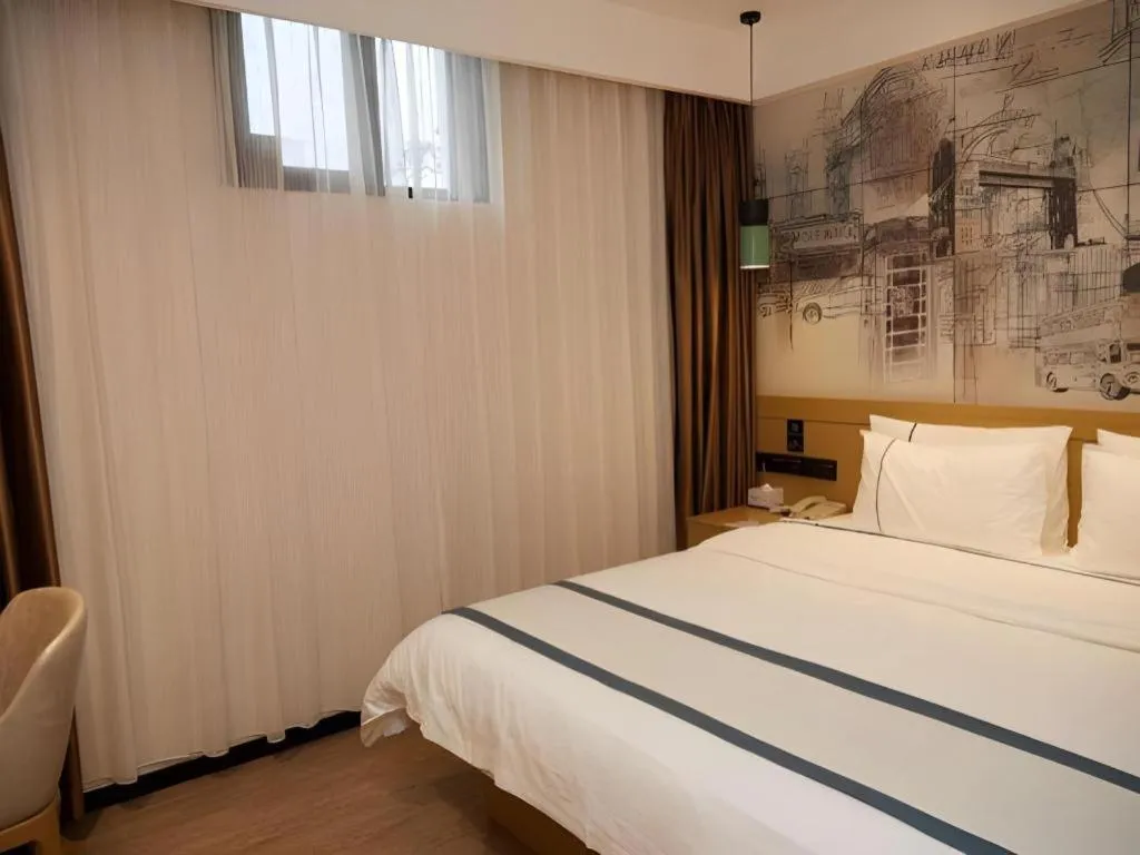 Bed in City Comfort Inn Guangzhou Shisanhang Shangxiajiu Pedestrian Street 1st Branch