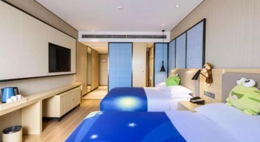 Bed in Echarm Hotel Aegean Shopping Park Zhonghuan Plaza
