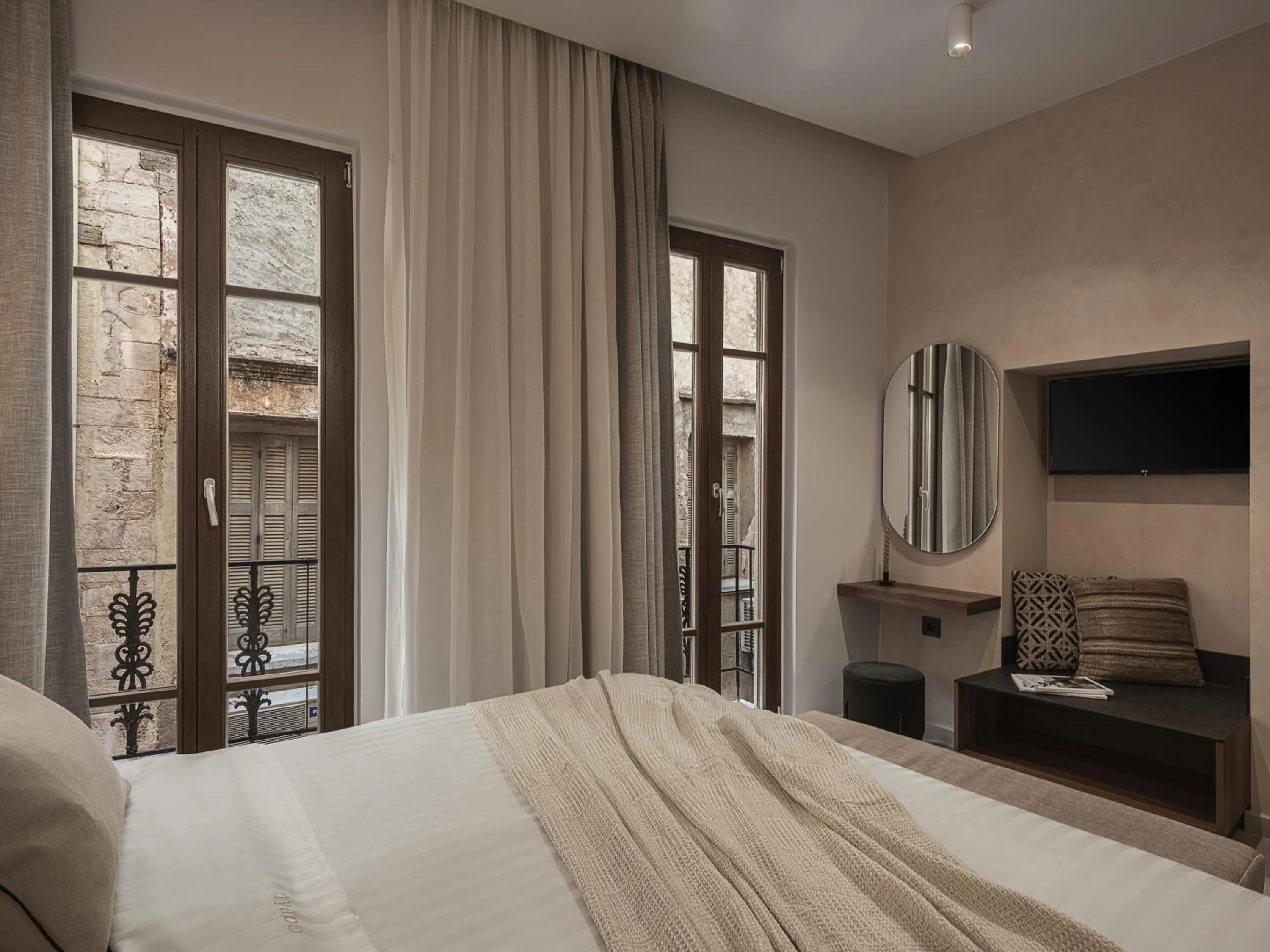 Bed in Copal Simple Staying