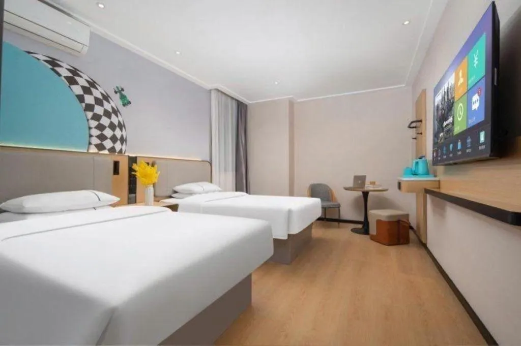 Bed in City Comfort Inn Wuhan Hankou Jiangtan