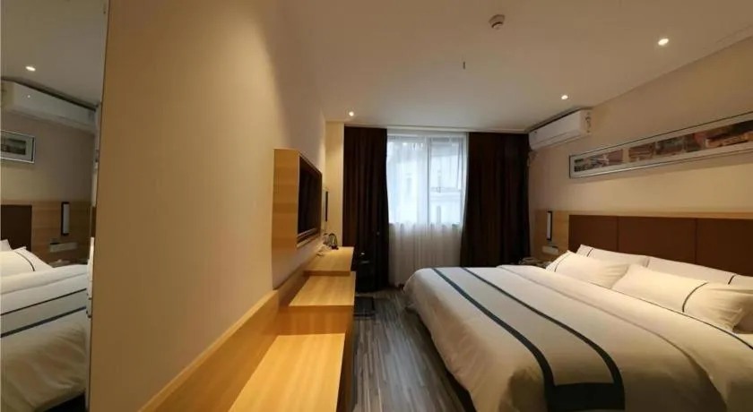 Bed in City Comfort Inn Wuhan Hankou Jiangtan