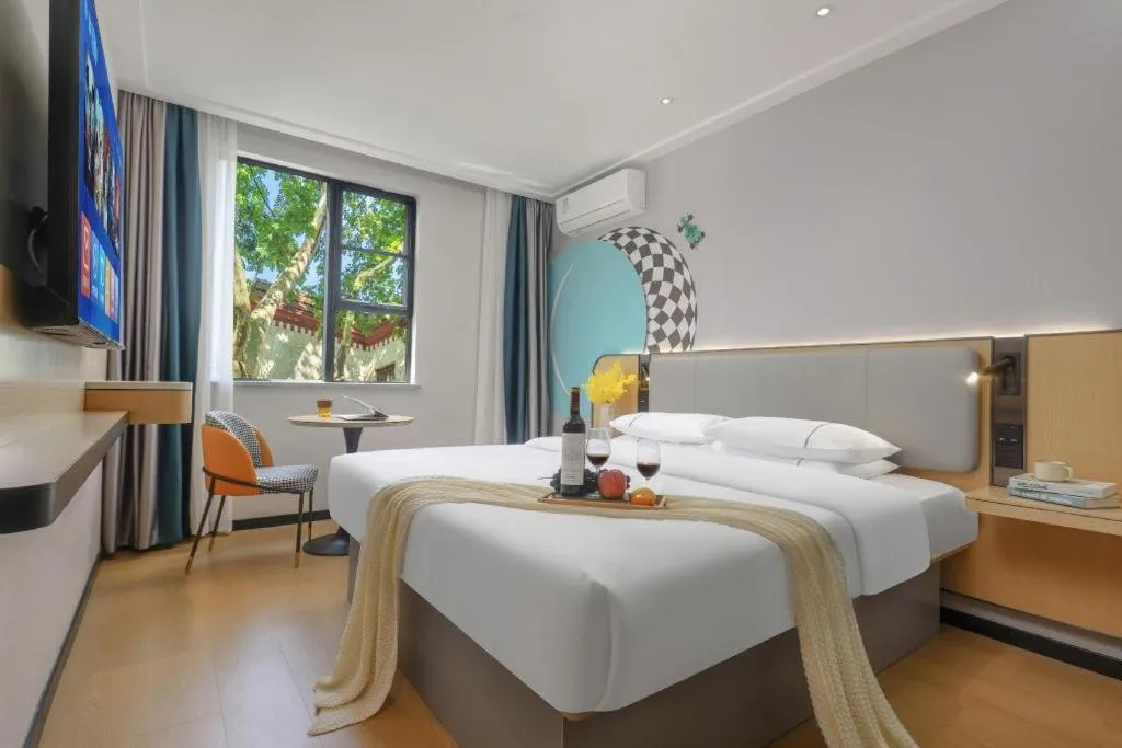 Bed in City Comfort Inn Wuhan Hankou Jiangtan