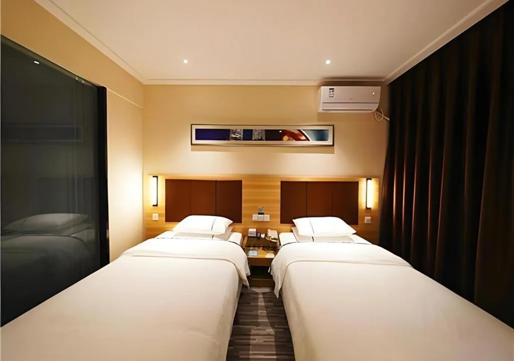Bed in City Comfort Inn Wuhan Hankou Jiangtan