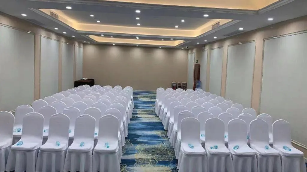 Echarm Hotel Guangzhou Changlong Shiqiao Metro Station