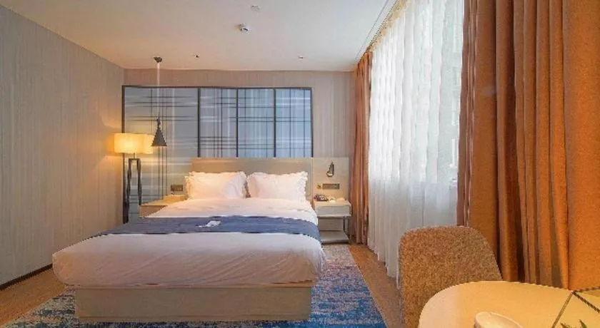 Bed in Echarm Hotel Guangzhou Changlong Shiqiao Metro Station