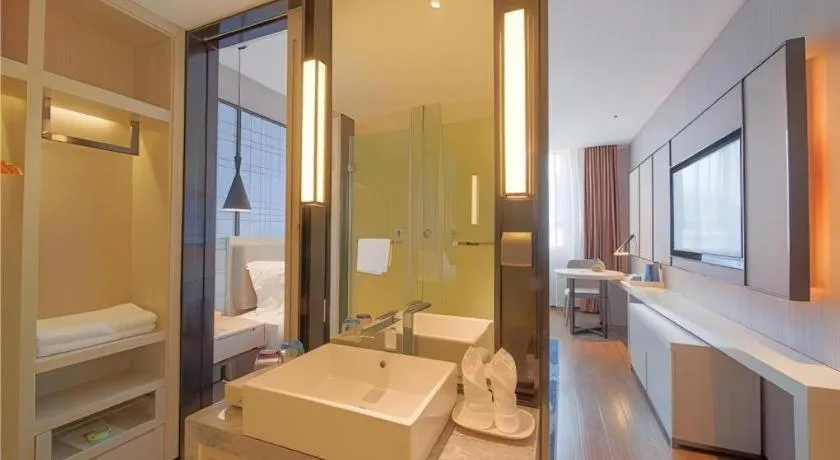 Echarm Hotel Guangzhou Changlong Shiqiao Metro Station