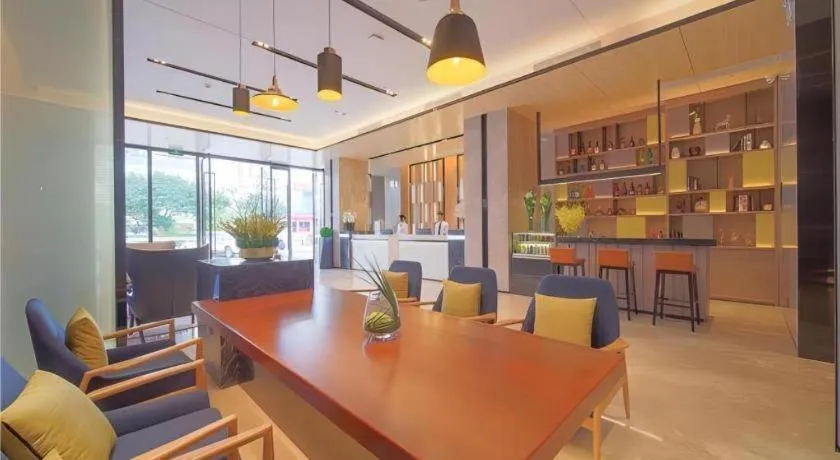 Echarm Hotel Guangzhou Changlong Shiqiao Metro Station