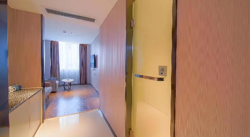 Bed in Echarm Hotel Guangzhou Changlong Shiqiao Metro Station