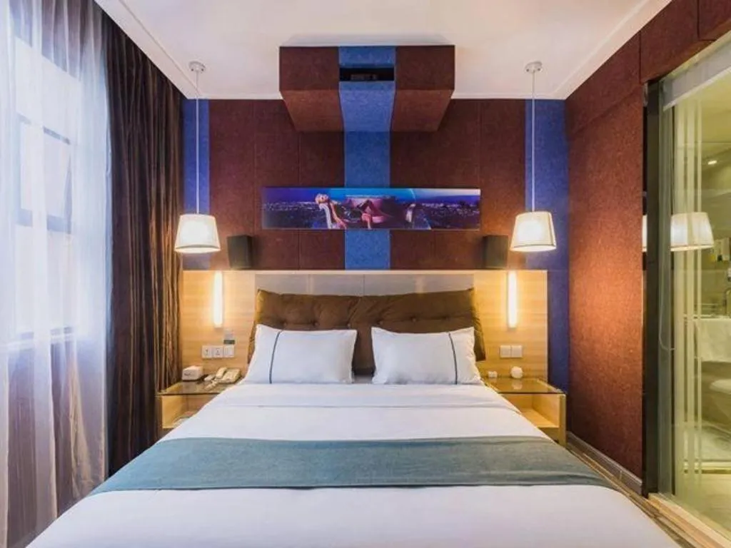 Bed in City Comfort Inn Guangzhou Tianhe District Tangxia Exhibition Center