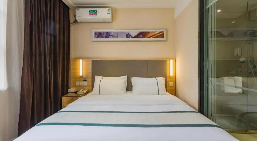 Bed in City Comfort Inn Guangzhou Tianhe District Tangxia Exhibition Center