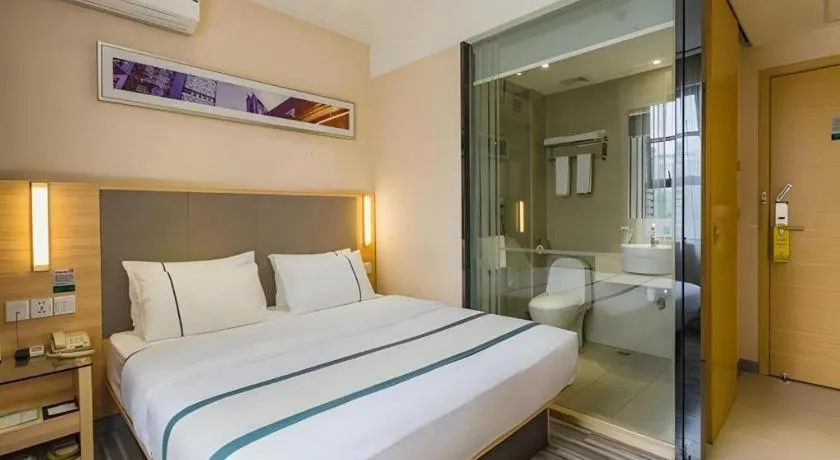 Bed in City Comfort Inn Guangzhou Tianhe District Tangxia Exhibition Center