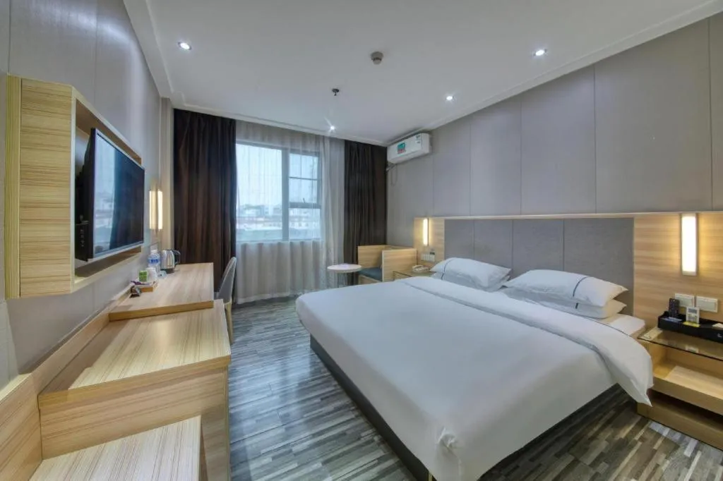 Bed in City Comfort Inn Guangzhou Tianhe District Tangxia Exhibition Center