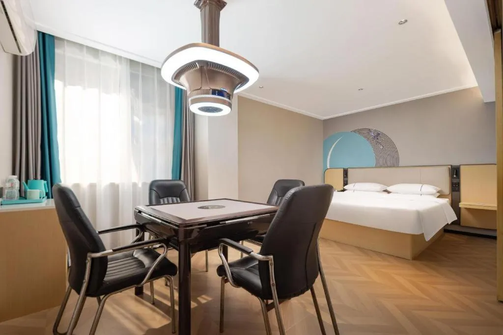 Bed in City Comfort Inn Wuhan Jinyinhu Garden Expo Park