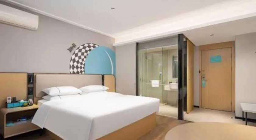 Bed in City Comfort Inn Wuhan Jinyinhu Garden Expo Park